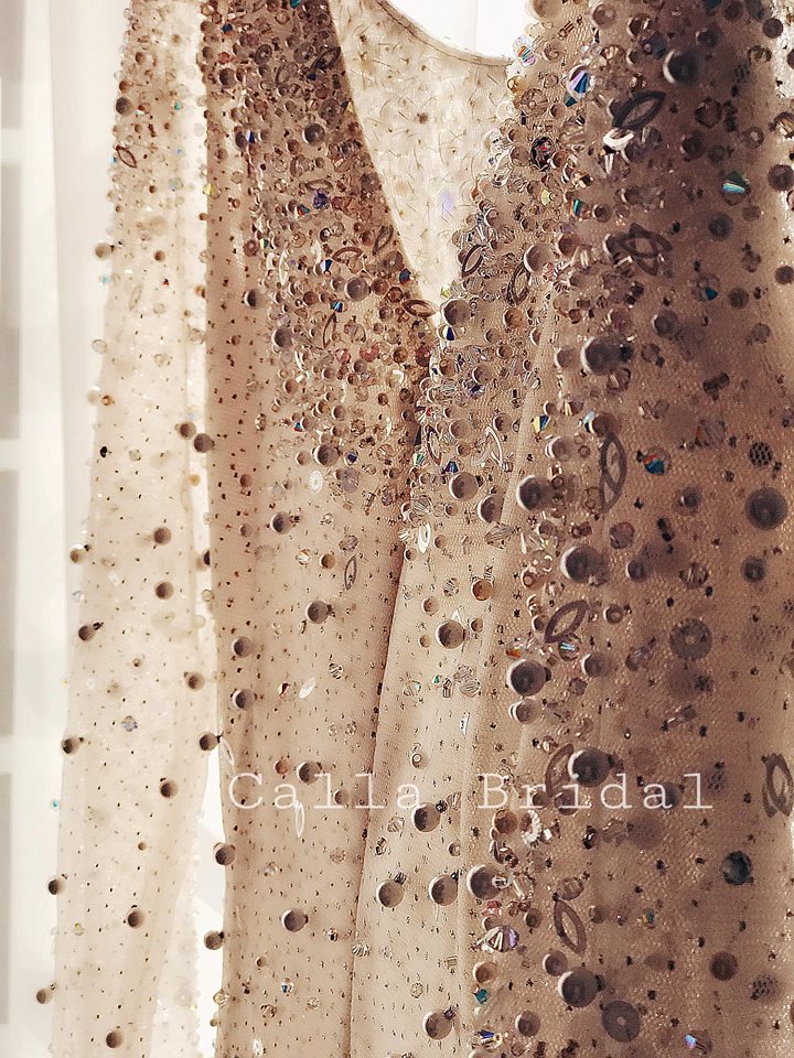 Ngắm trọn bộ 7 chiếc váy cưới, 4 bộ áo dài cùng loạt phụ kiện xa xỉ của cô gái thời tiết Mai Ngọc - Ảnh 7. Ngắm trọn bộ 7 chiếc váy cưới, 4 bộ áo dài cùng loạt phụ kiện xa xỉ của cô gái thời tiết Mai Ngọc - Ảnh 7.