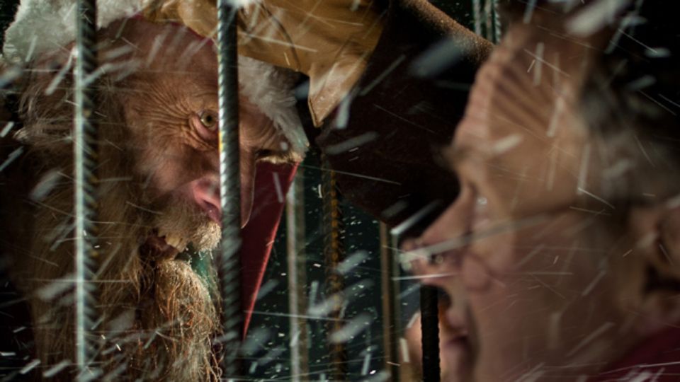 8 tựa phim Giáng Sinh quái dị bạn không thể bỏ qua - Ảnh 7. 8 tựa phim Giáng Sinh quái dị bạn không thể bỏ qua - Ảnh 7.