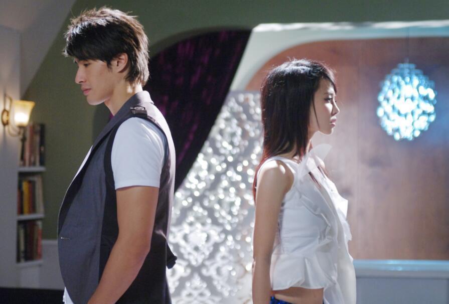 Tưởng cưới nhau đến nơi, cuối cùng Thái Y Lâm chia tay bạn trai kém 4 tuổi sau 6 năm hẹn hò - Ảnh 3. Tưởng cưới nhau đến nơi, cuối cùng Thái Y Lâm chia tay bạn trai kém 4 tuổi sau 6 năm hẹn hò - Ảnh 3.