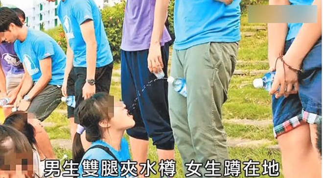 Tập tục kinh dị chào mừng đàn em khóa mới của sinh viên Hong Kong - Ảnh 8. Tập tục kinh dị chào mừng đàn em khóa mới của sinh viên Hong Kong - Ảnh 8.