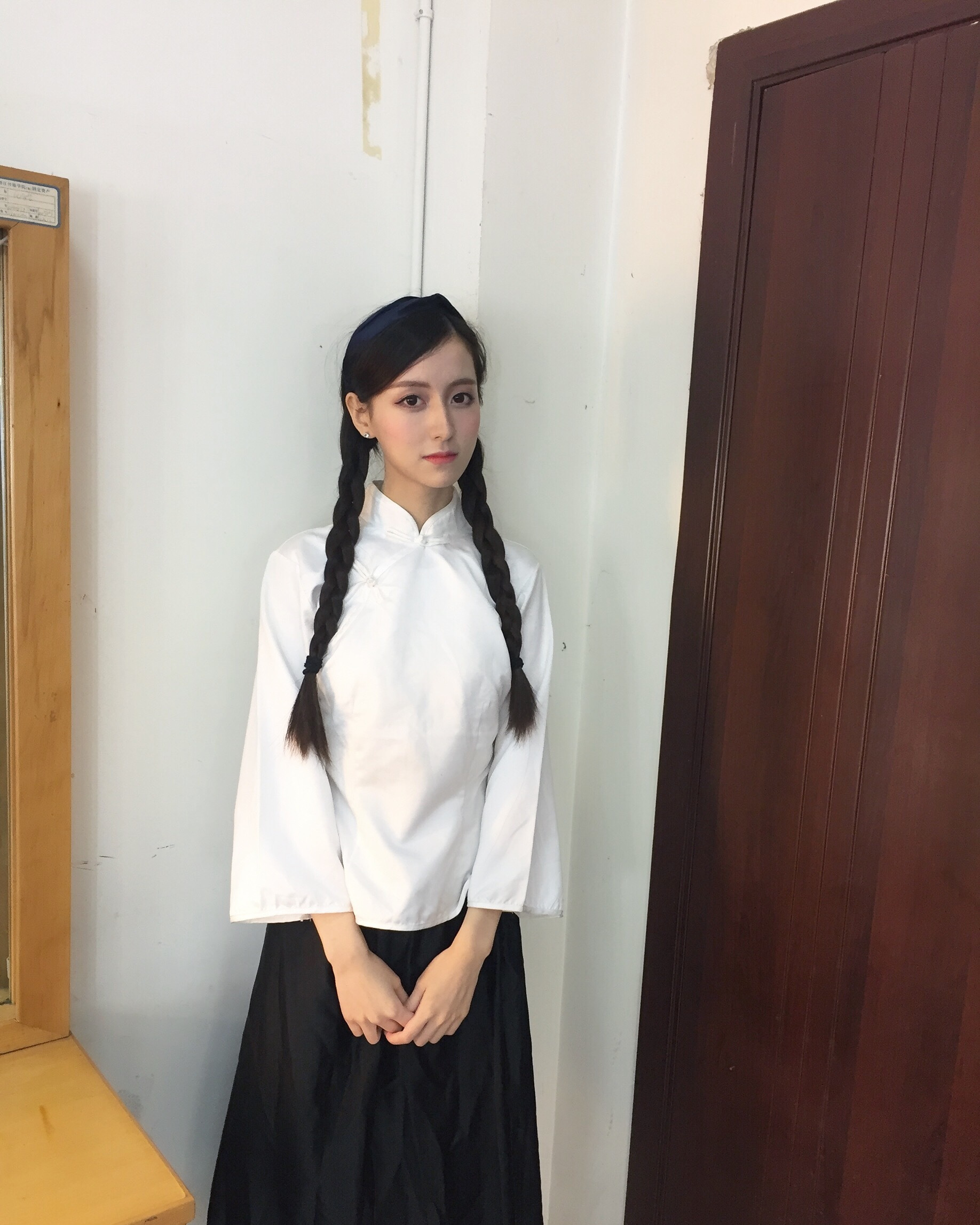 Cô nàng với gương mặt xinh đẹp lai giữa 3 mỹ nhân số 1 Trung Quốc - Ảnh 10. Cô nàng với gương mặt xinh đẹp lai giữa 3 mỹ nhân số 1 Trung Quốc - Ảnh 10.