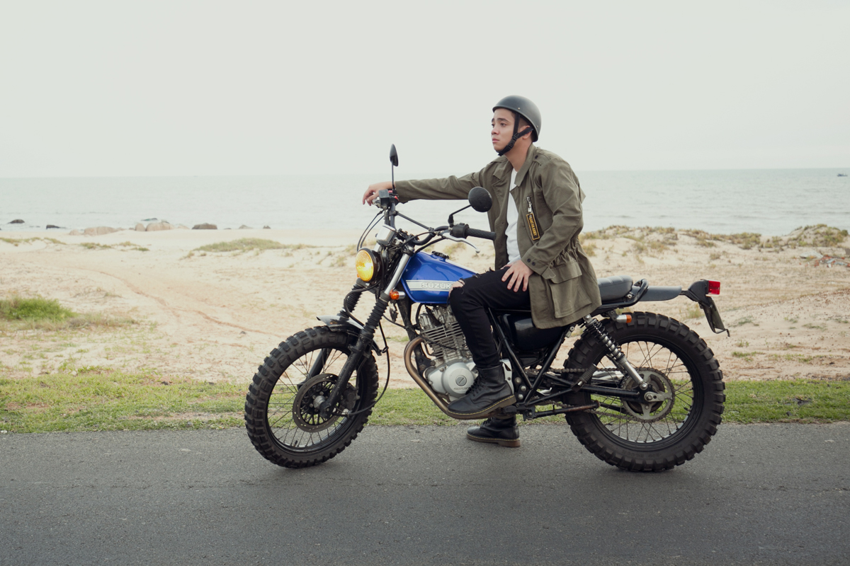 Bùi Anh Tuấn nhập tâm diễn cảnh khóc sướt mướt cùng người yêu - Ảnh 13. Bùi Anh Tuấn nhập tâm diễn cảnh khóc sướt mướt cùng người yêu - Ảnh 13.