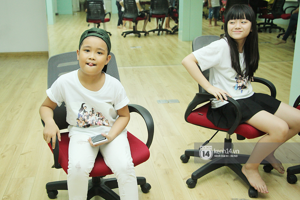 Đông Nhi căng thẳng tập hát cho học trò nhí, vừa chuẩn bị liveshow - Ảnh 8. Đông Nhi căng thẳng tập hát cho học trò nhí, vừa chuẩn bị liveshow - Ảnh 8.