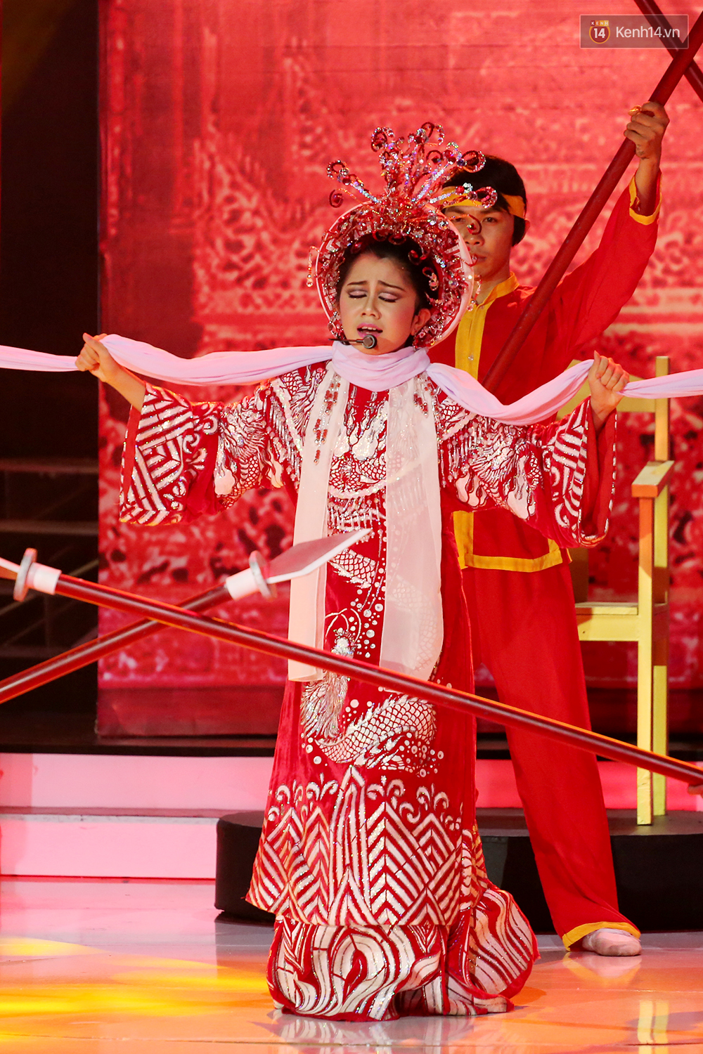 Mai Chi - Lê Giang lội ngược dòng, chiến thắng Gương mặt thân quen nhí mùa 3! - Ảnh 9. Mai Chi - Lê Giang lội ngược dòng, chiến thắng Gương mặt thân quen nhí mùa 3! - Ảnh 9.