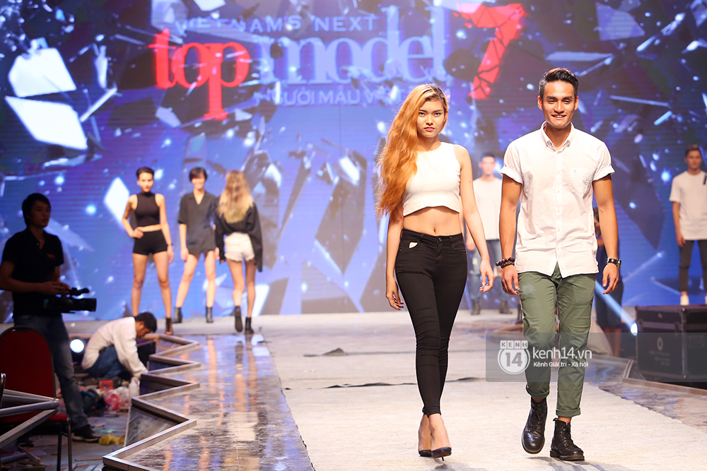 Host Thanh Hằng: Nếu cứ như thế này thì năm nay sẽ chẳng có Quán quân! - Ảnh 14. Host Thanh Hằng: Nếu cứ như thế này thì năm nay sẽ chẳng có Quán quân! - Ảnh 14.