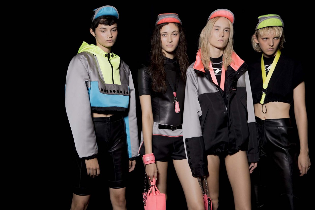 9 bộ sưu tập và những giấc mơ tuyệt vời cho con gái từ NYFW - Ảnh 11. 9 bộ sưu tập và những giấc mơ tuyệt vời cho con gái từ NYFW - Ảnh 11.