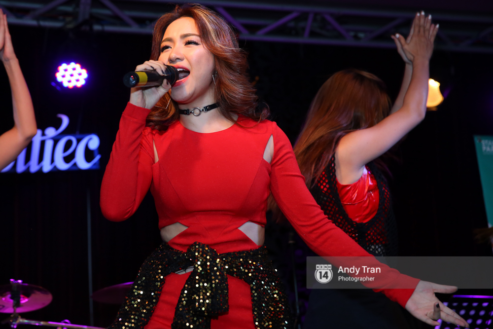 Hòa Minzy lột xác sau thời gian khủng hoảng trong sự nghiệp, cuộc sống - Ảnh 8. Hòa Minzy lột xác sau thời gian khủng hoảng trong sự nghiệp, cuộc sống - Ảnh 8.