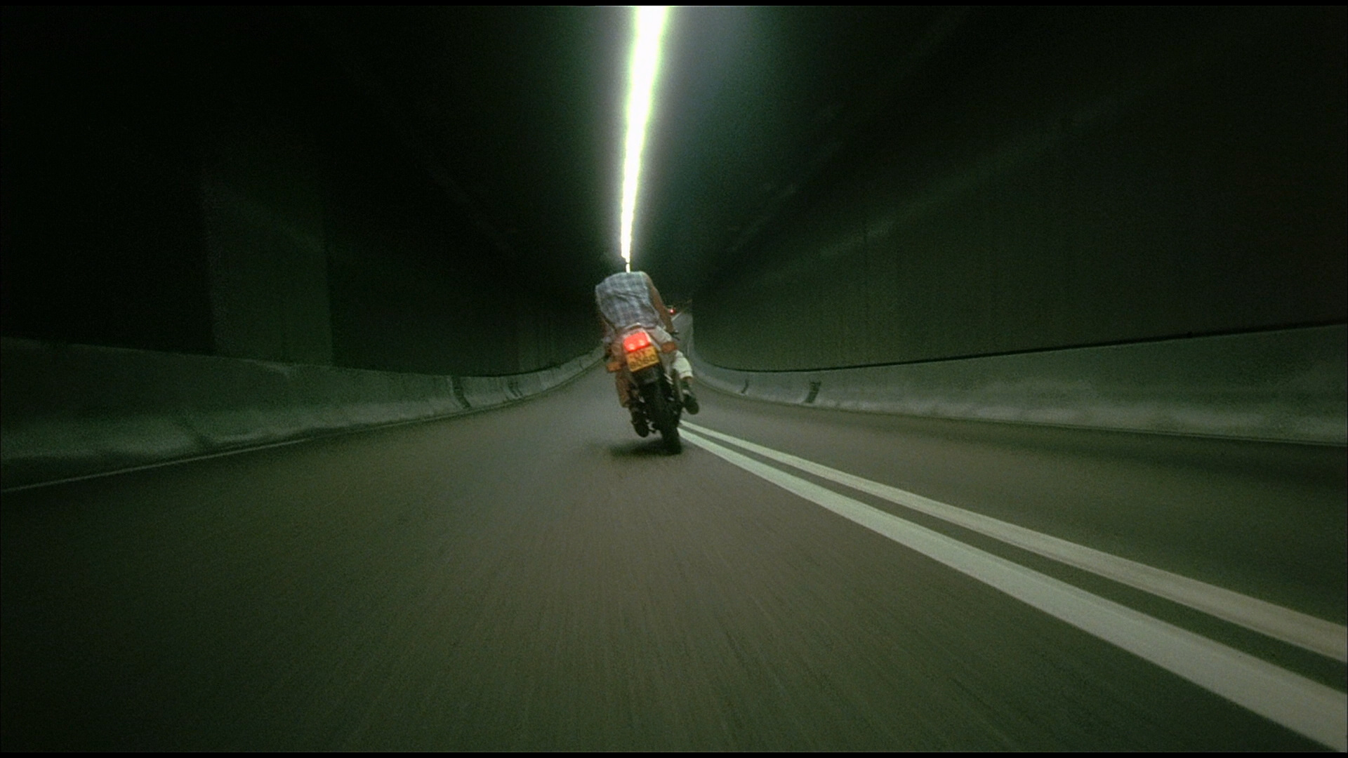 Những điều làm nên vũ trụ điện ảnh của Vương Gia Vệ - Ảnh 10. Những điều làm nên vũ trụ điện ảnh của Vương Gia Vệ - Ảnh 10.