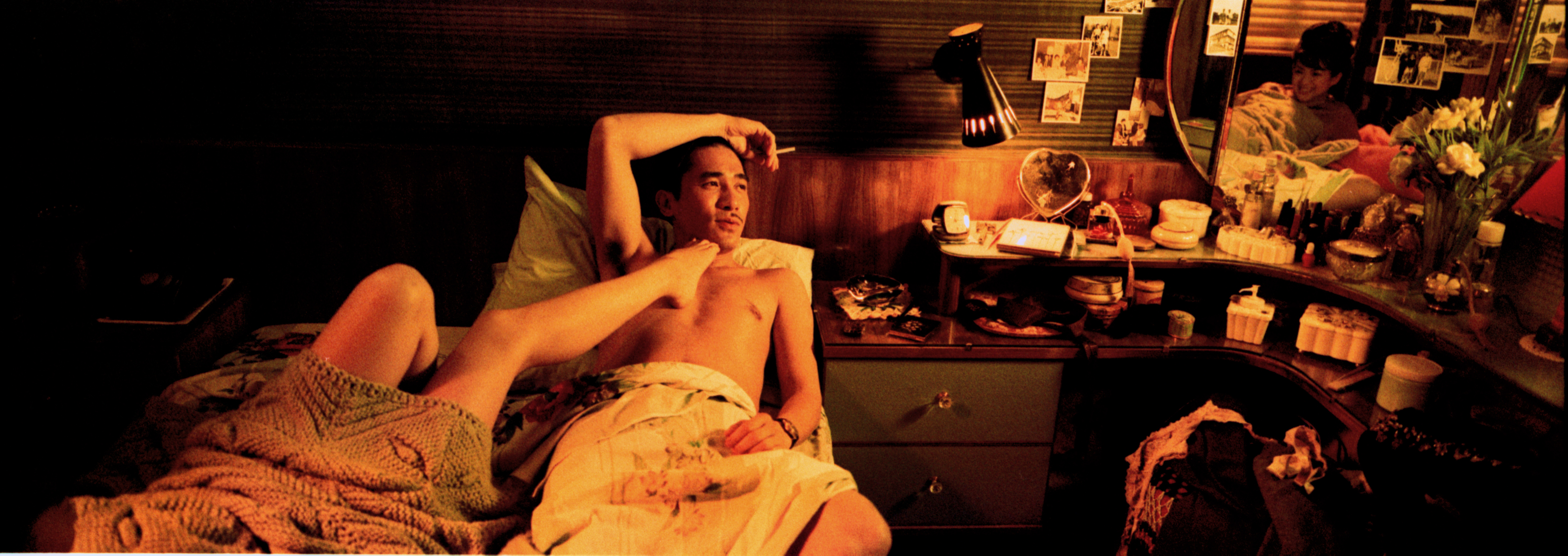 Những điều làm nên vũ trụ điện ảnh của Vương Gia Vệ - Ảnh 4. Những điều làm nên vũ trụ điện ảnh của Vương Gia Vệ - Ảnh 4.