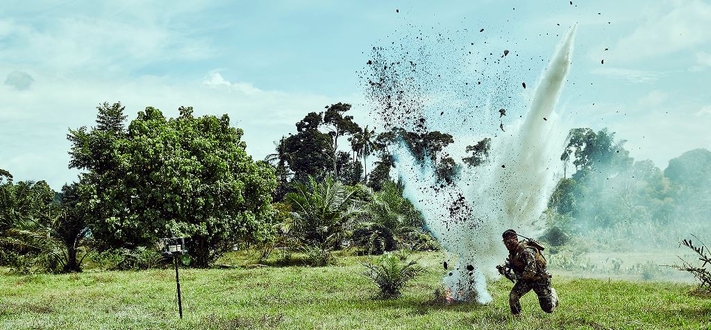 Điệp Vụ Tam Giác Vàng của Bành Vu Yến: Hấp dẫn và đầy tính gây nghiện - Ảnh 4. Điệp Vụ Tam Giác Vàng của Bành Vu Yến: Hấp dẫn và đầy tính gây nghiện - Ảnh 4.