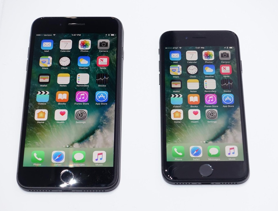 iPhone 7 thật tuyệt, nhưng nó sẽ hoàn hảo hơn nữa nếu Apple chịu làm những điều này - Ảnh 1. iPhone 7 thật tuyệt, nhưng nó sẽ hoàn hảo hơn nữa nếu Apple chịu làm những điều này - Ảnh 1.