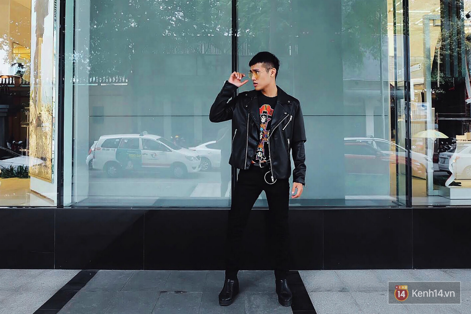 Giới trẻ 2 miền tuần qua ăn vận không chỉ thời thượng mà còn tôn dáng đến nhường này nữa - Ảnh 15. Giới trẻ 2 miền tuần qua ăn vận không chỉ thời thượng mà còn tôn dáng đến nhường này nữa - Ảnh 15.