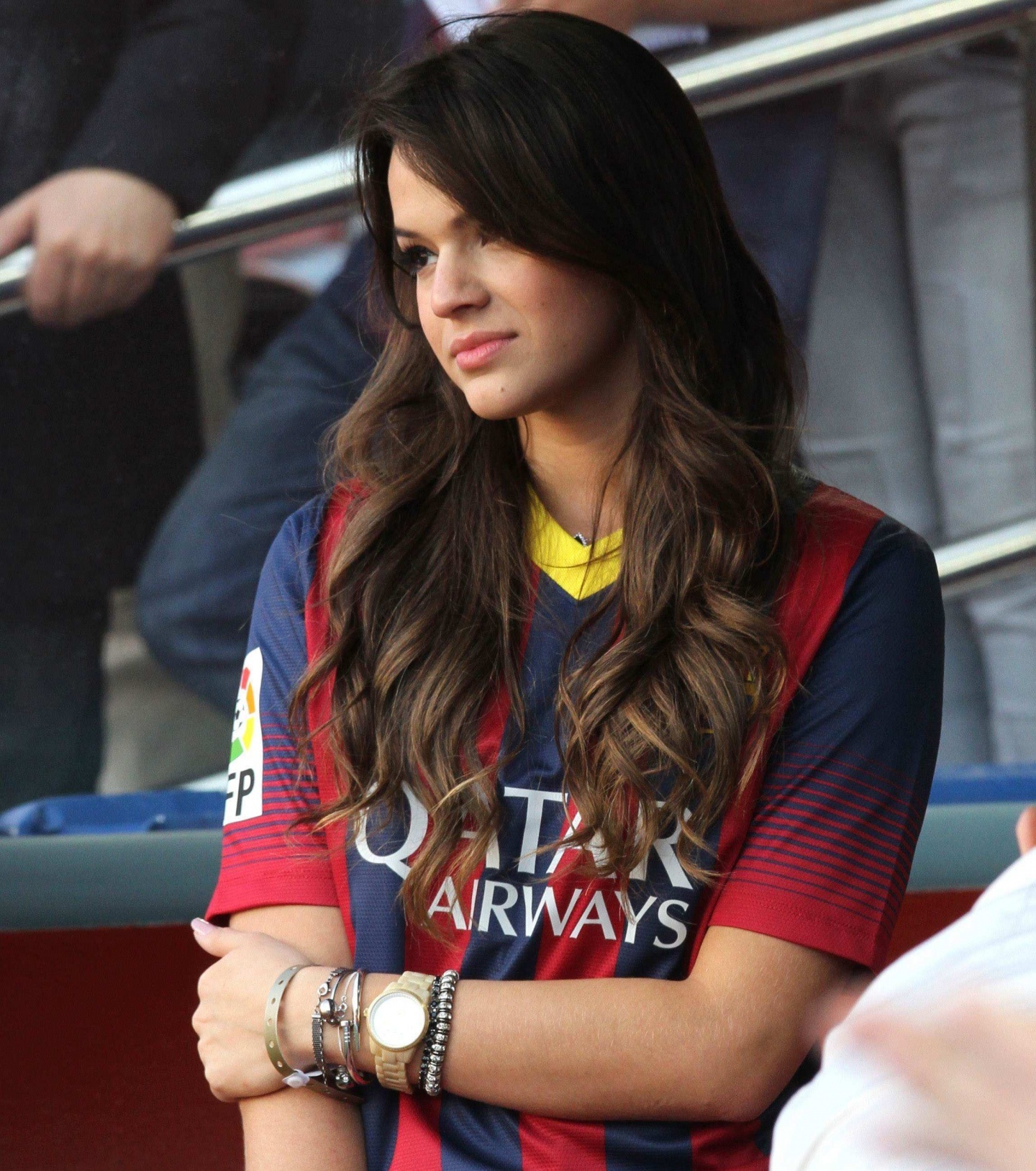 Sau tất cả, Neymar và người đẹp Bruna Marquezine lại trở về với nhau - Ảnh 8. Neymar tay trong tay với Bruna Marquezine khi tái hợp 8