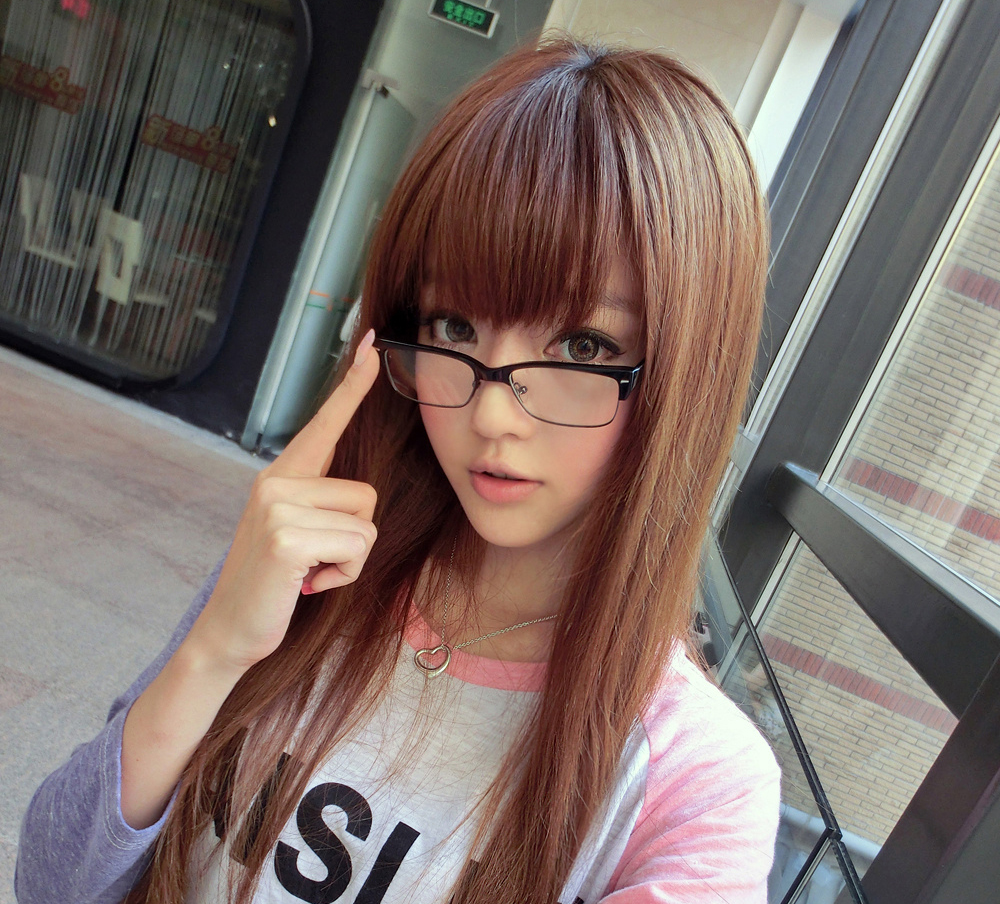 Nguy cơ mắc phải căn bệnh hỏng một bên mắt đáng sợ vì thói quen bị cận mà lười đeo kính - Ảnh 3. Nguy cơ mắc phải căn bệnh hỏng một bên mắt đáng sợ vì thói quen bị cận mà lười đeo kính - Ảnh 3.