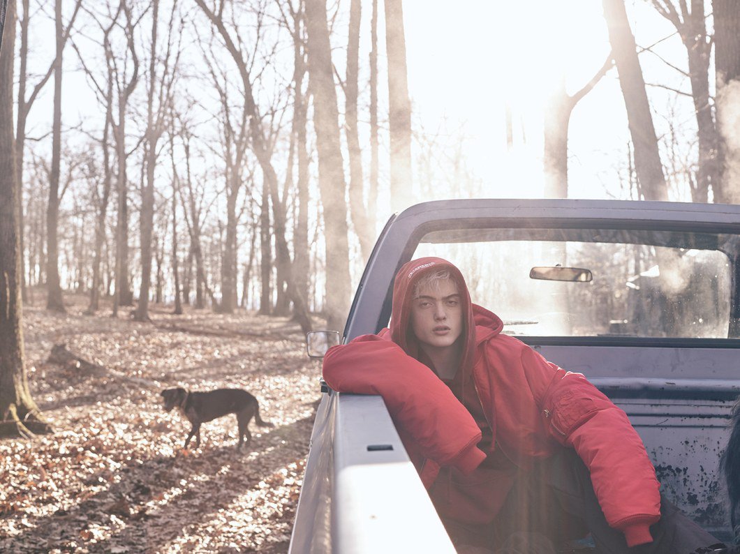 Chẳng ai ngờ chàng mẫu nam này đã từng là một cô nàng xinh đẹp nữ tính đến thế! - Ảnh 8. Chẳng ai ngờ chàng mẫu nam này đã từng là một cô nàng xinh đẹp nữ tính đến thế! - Ảnh 8.