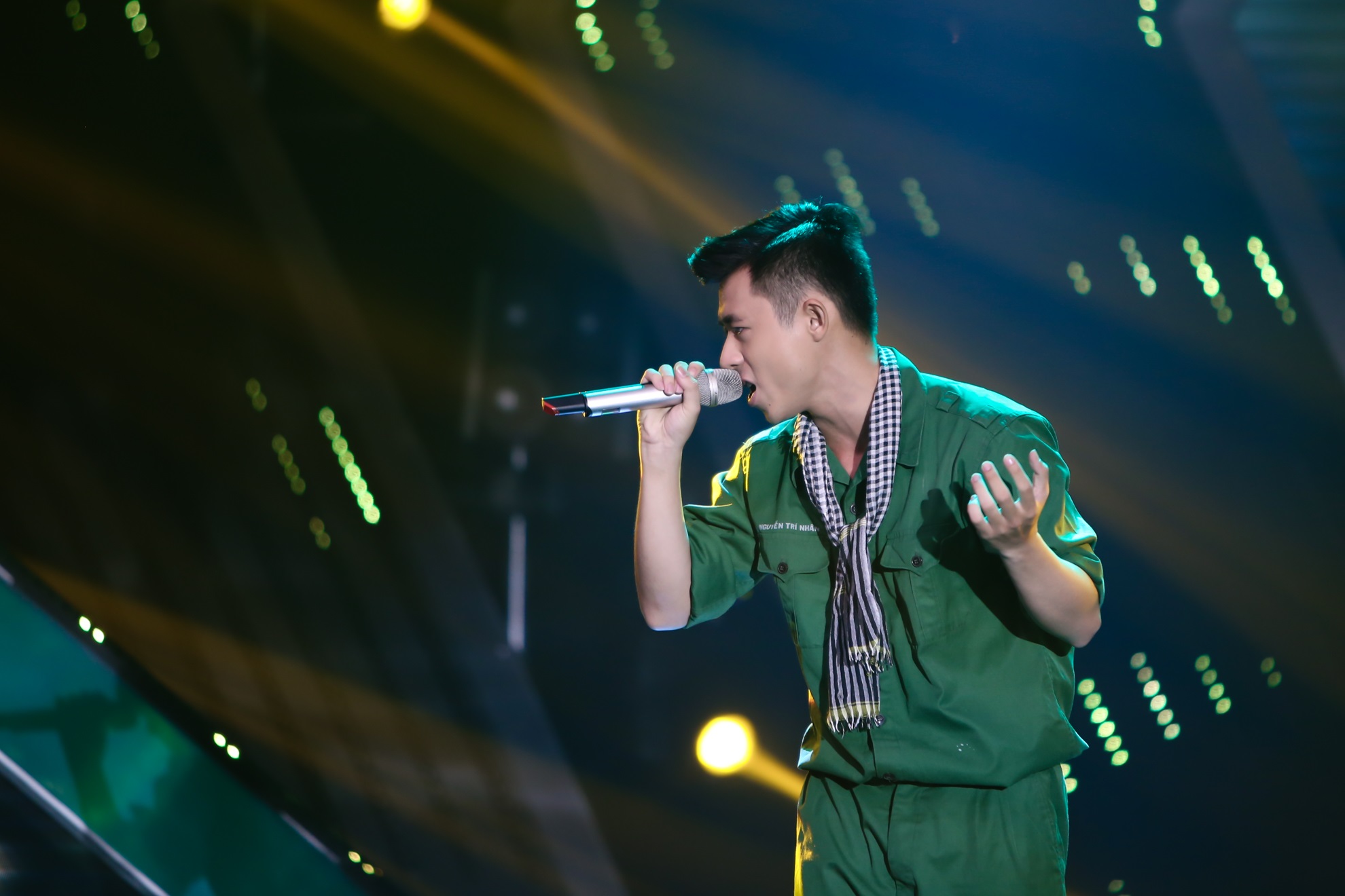 Thu Minh bất chợt nhắc về Hương Tràm trên sóng truyền hình - Ảnh 6. Thu Minh bất chợt nhắc về Hương Tràm trên sóng truyền hình - Ảnh 6.