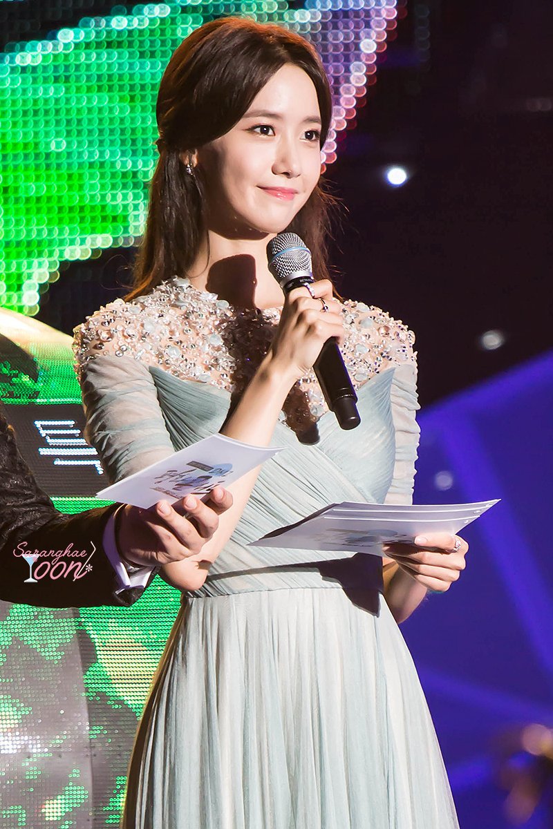 Yoona (SNSD) lép từ vòng 1 tới vòng 3 thì đã sao, vẫn làm lay động triệu người đấy thôi - Ảnh 16. Yoona (SNSD) lép từ vòng 1 tới vòng 3 thì đã sao, vẫn làm lay động triệu người đấy thôi - Ảnh 16.