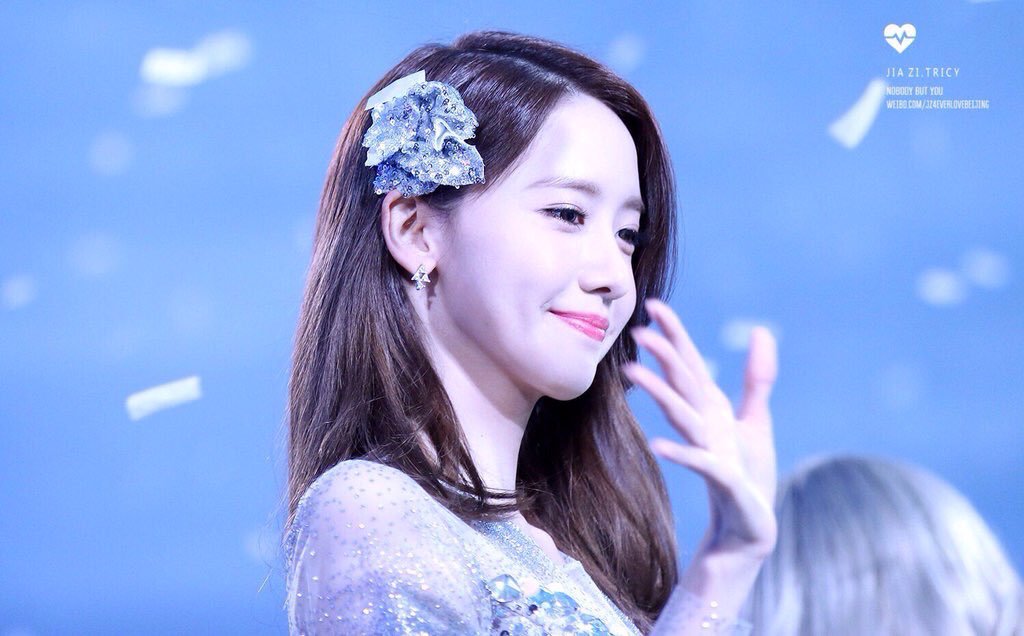 Yoona (SNSD) lép từ vòng 1 tới vòng 3 thì đã sao, vẫn làm lay động triệu người đấy thôi - Ảnh 8. Yoona (SNSD) lép từ vòng 1 tới vòng 3 thì đã sao, vẫn làm lay động triệu người đấy thôi - Ảnh 8.