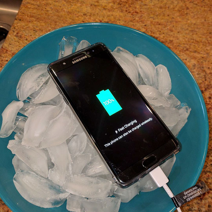Ngàn lẻ một phản ứng éo le của cư dân mạng về Note7 khiến Samsung cũng phải méo mồm - Ảnh 4. Ngàn lẻ một phản ứng éo le của cư dân mạng về Note7 khiến Samsung cũng phải méo mồm - Ảnh 4.