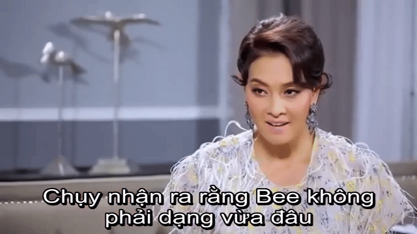 Chị Đại hổ báo nhất dàn HLV The Face Thái là ai? - Ảnh 8. Chị Đại hổ báo nhất dàn HLV The Face Thái là ai? - Ảnh 8.