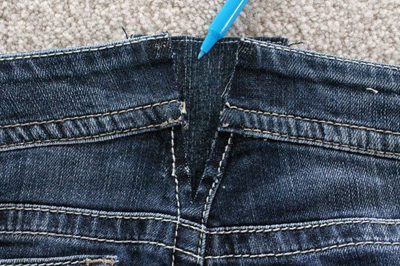Mẹo chữa cháy khi quần jeans bỗng dưng chật cứng vì bạn tăng cân - Ảnh 7.