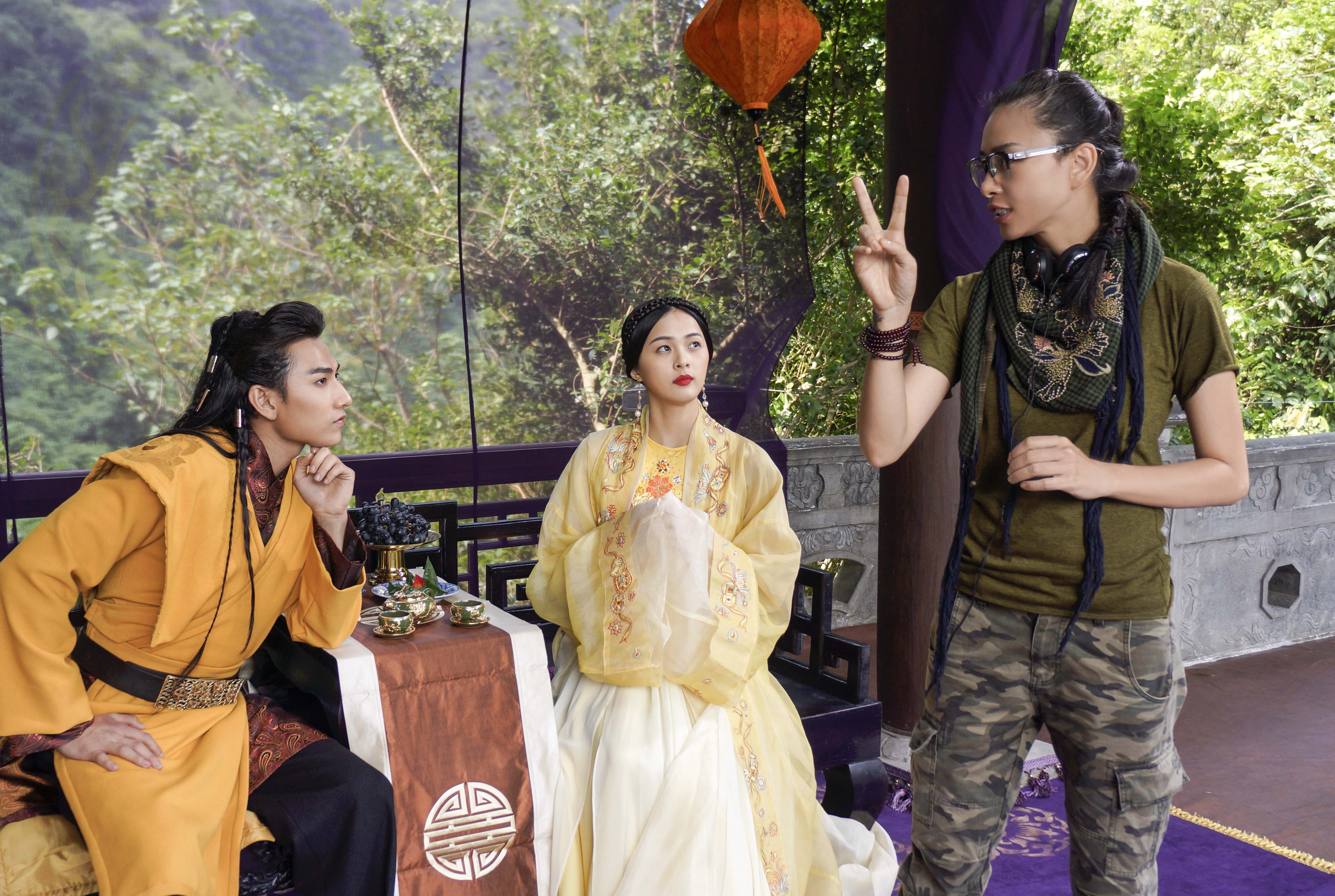 Tấm Cám: Chuyện Chưa Kể - Khi tham vọng là chiếc áo quá khổ và có phần diêm dúa - Ảnh 13. Tấm Cám: Chuyện Chưa Kể - Khi tham vọng là chiếc áo quá khổ và có phần diêm dúa - Ảnh 13.