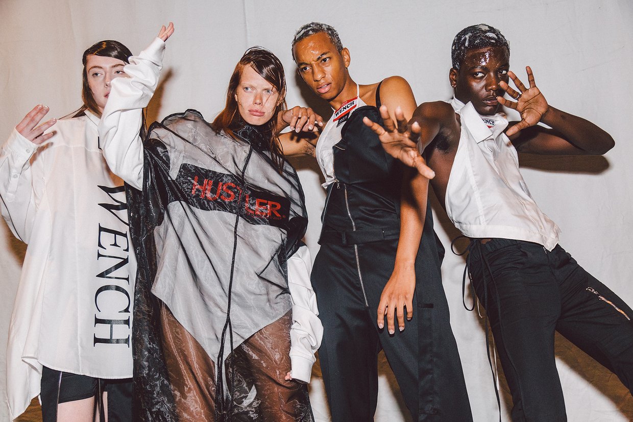 9 bộ sưu tập và những giấc mơ tuyệt vời cho con gái từ NYFW - Ảnh 32. 9 bộ sưu tập và những giấc mơ tuyệt vời cho con gái từ NYFW - Ảnh 32.