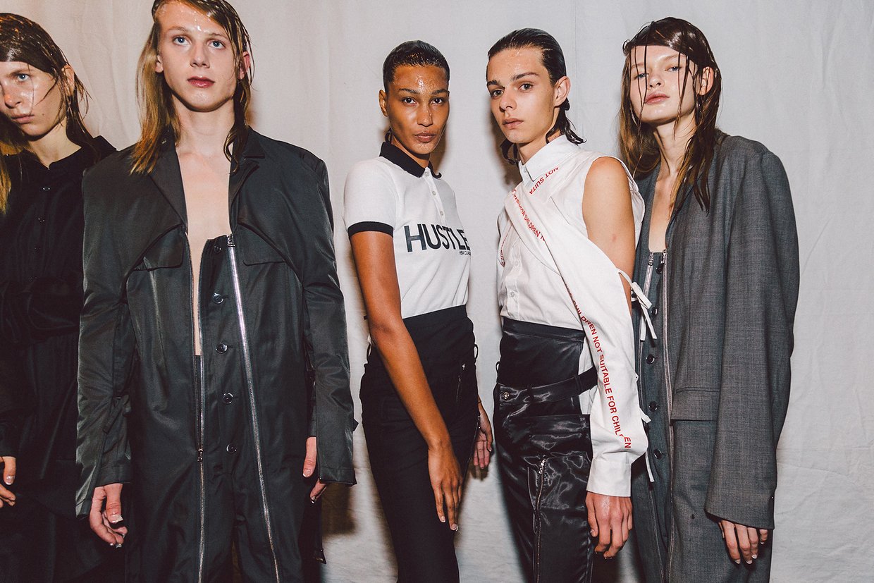 9 bộ sưu tập và những giấc mơ tuyệt vời cho con gái từ NYFW - Ảnh 33. 9 bộ sưu tập và những giấc mơ tuyệt vời cho con gái từ NYFW - Ảnh 33.