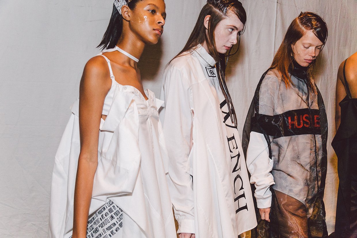 9 bộ sưu tập và những giấc mơ tuyệt vời cho con gái từ NYFW - Ảnh 34. 9 bộ sưu tập và những giấc mơ tuyệt vời cho con gái từ NYFW - Ảnh 34.