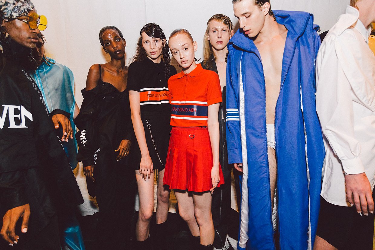 9 bộ sưu tập và những giấc mơ tuyệt vời cho con gái từ NYFW - Ảnh 35. 9 bộ sưu tập và những giấc mơ tuyệt vời cho con gái từ NYFW - Ảnh 35.