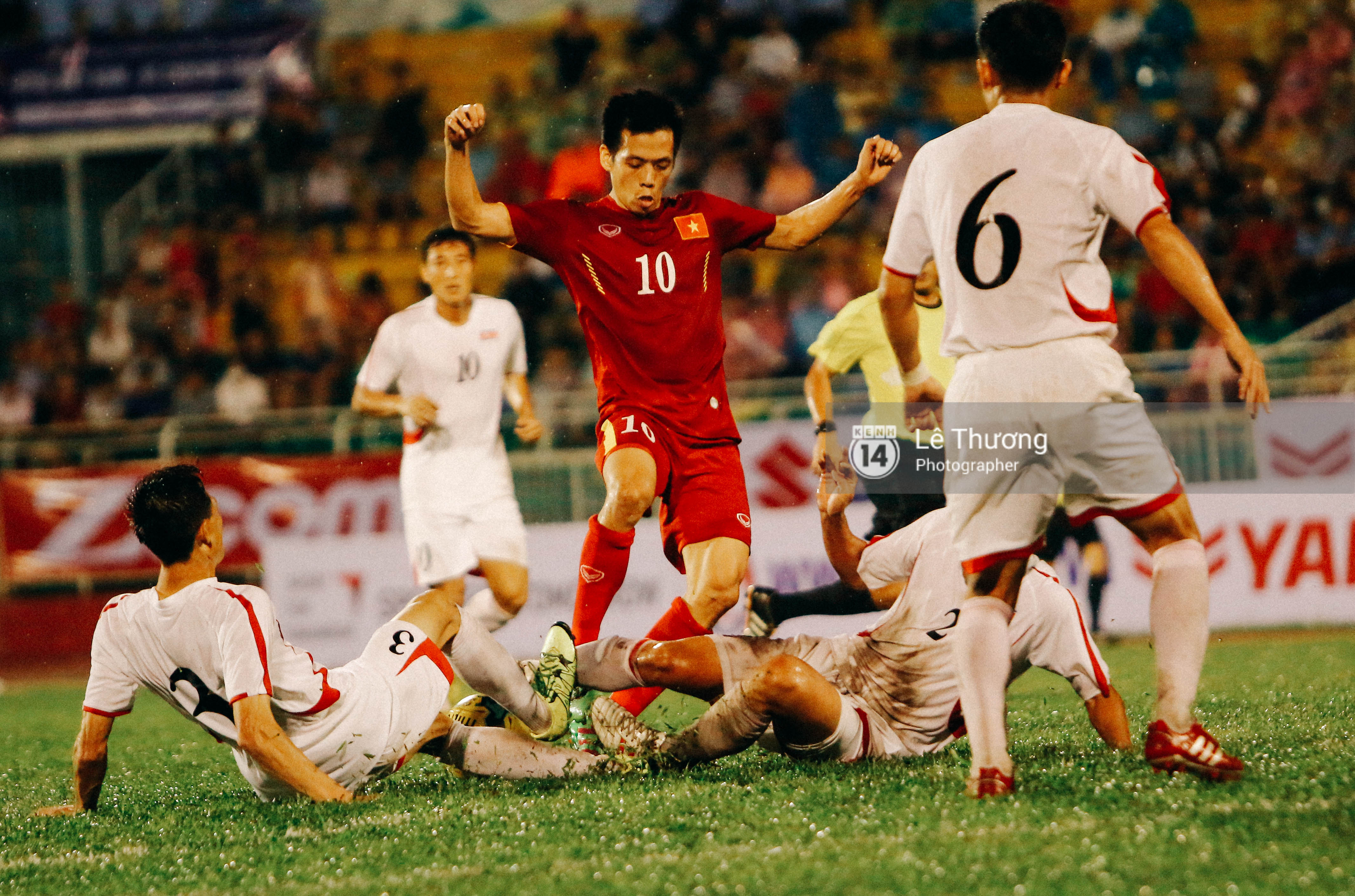 HLV Triều Tiên chết đứng sau thảm bại trước ĐT Việt Nam - Ảnh 2. HLV Triều Tiên chết đứng sau thảm bại trước ĐT Việt Nam - Ảnh 2.