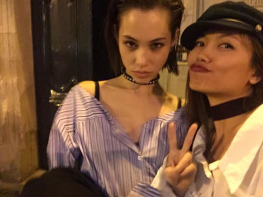 Ngưỡng mộ với cô gái Việt siêu chất, nổi bật ở tuần lễ thời trang Paris - Ảnh 2.