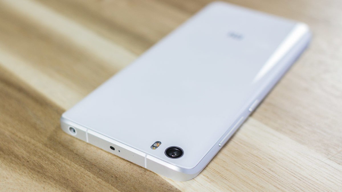 Смартфон Xiaomi Redmi Note 5 Белый