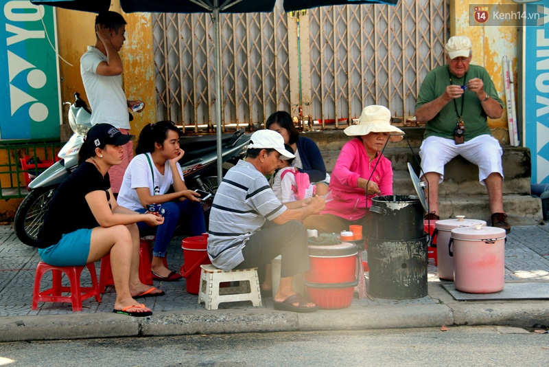 Quán xí mà phù tuổi đời 70 năm ngon nhất ở Hội An - Ảnh 4. Quán xí mà phù tuổi đời 70 năm ngon nhất ở Hội An - Ảnh 4.