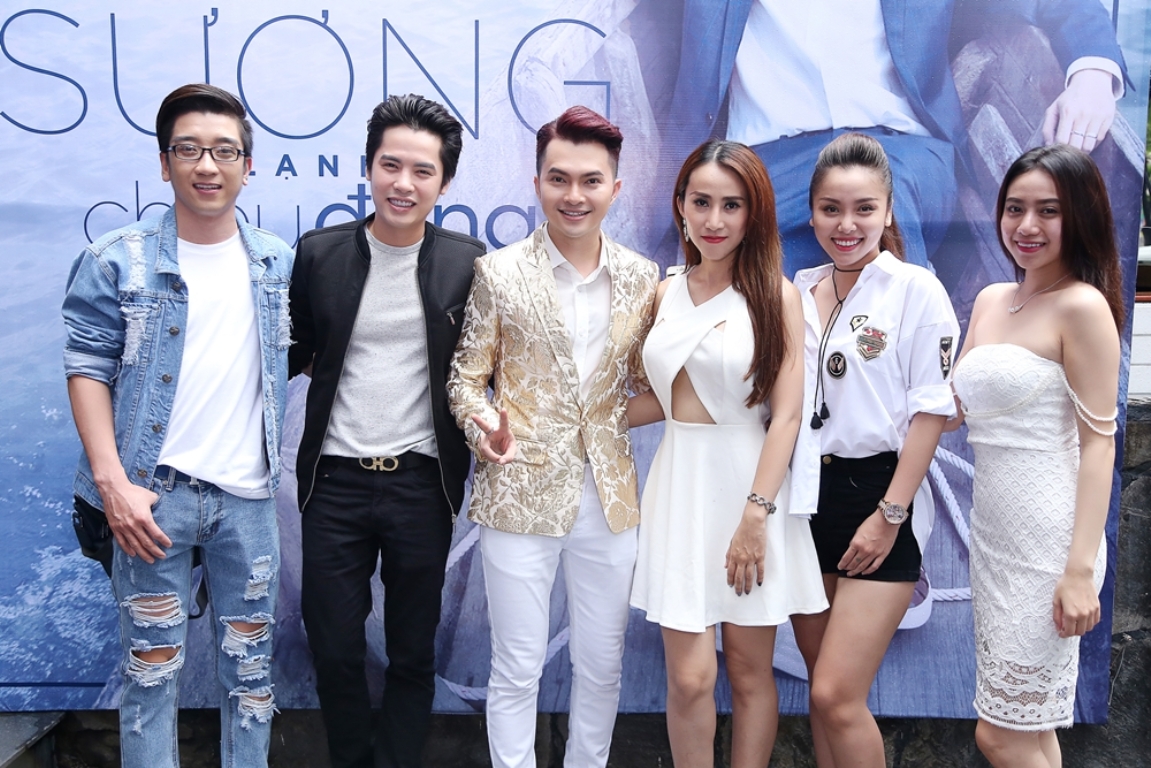 Nam Cường song ca ăn ý cùng Phương Mỹ Chi trong ngày ra mắt album Bolero - Ảnh 14. Nam Cường song ca ăn ý cùng Phương Mỹ Chi trong ngày ra mắt album Bolero - Ảnh 14.