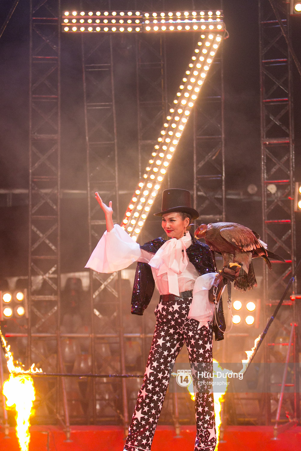 Vietnams Next Top Model năm nay có một host Thanh Hằng quá tuyệt vời! - Ảnh 5. Vietnams Next Top Model năm nay có một host Thanh Hằng quá tuyệt vời! - Ảnh 5.