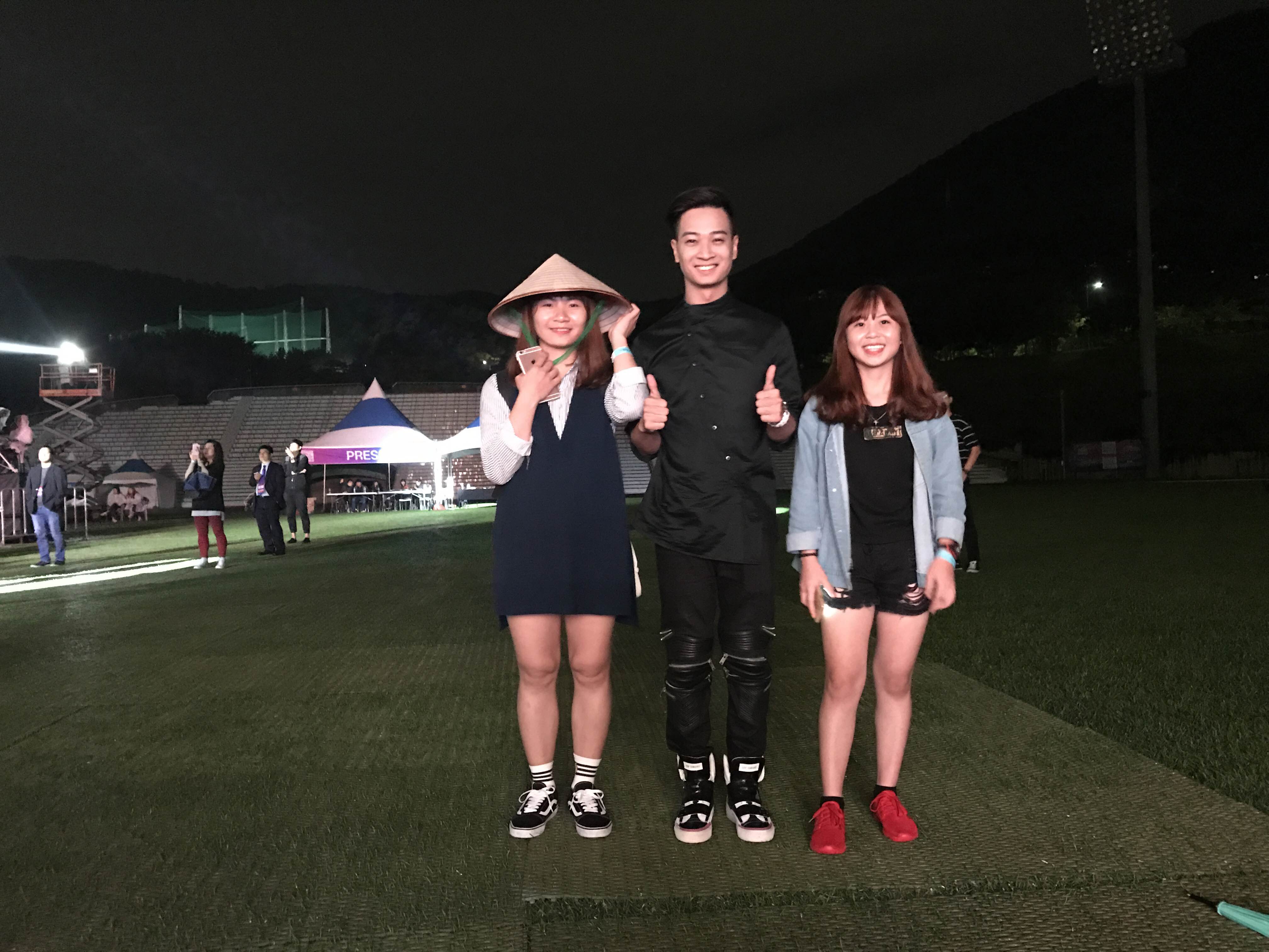 SlimV gây ấn tượng mạnh tại Asia Song Festival, tiếp tục được mời diễn tại sự kiện EDM lớn nhất Hàn Quốc - Ảnh 12. SlimV gây ấn tượng mạnh tại Asia Song Festival, tiếp tục được mời diễn tại sự kiện EDM lớn nhất Hàn Quốc - Ảnh 12.