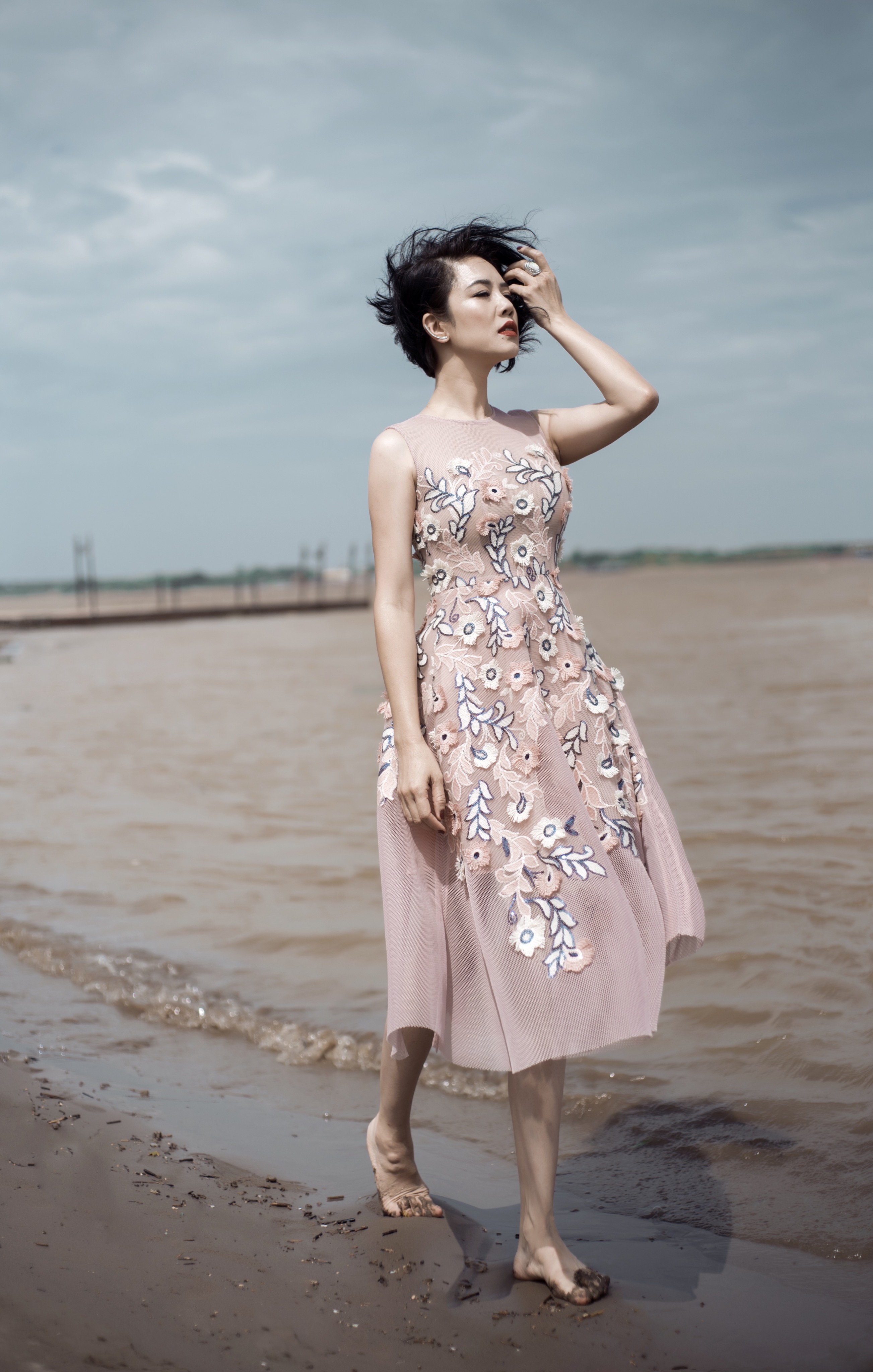 Thu Phương ra mắt single nối tiếp bản hit Sau tất cả cùng đàn em Hoàng Rob - Ảnh 6. Thu Phương ra mắt single nối tiếp bản hit Sau tất cả cùng đàn em Hoàng Rob - Ảnh 6.