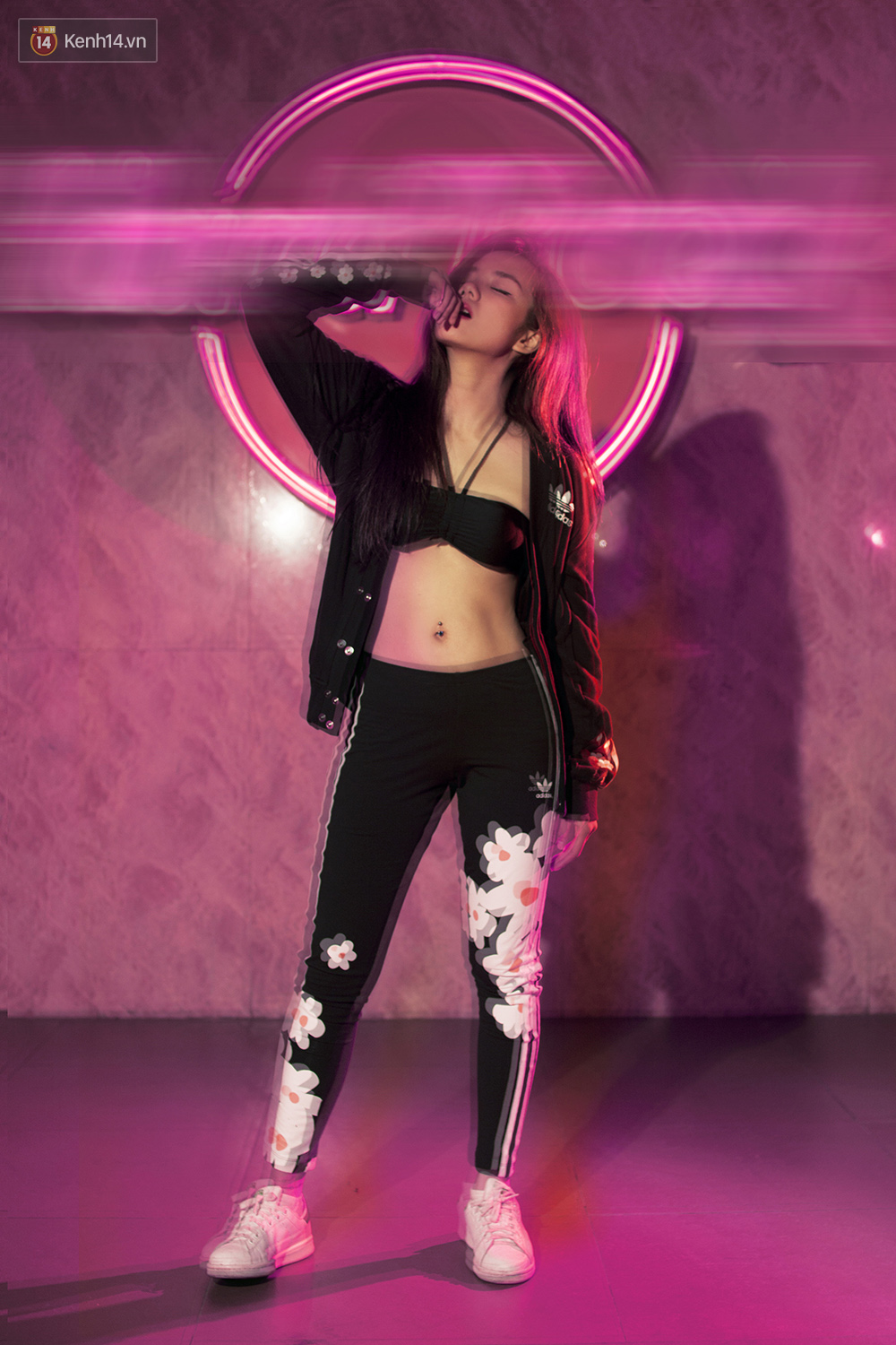 Bạn muốn ăn vận vừa sexy lại vừa khỏe khoắn? Hãy trưng dụng ngay đồ bơi và đồ tập của mình nào! - Ảnh 15. Bạn muốn ăn vận vừa sexy lại vừa khỏe khoắn? Hãy trưng dụng ngay đồ bơi và đồ tập của mình nào! - Ảnh 15.