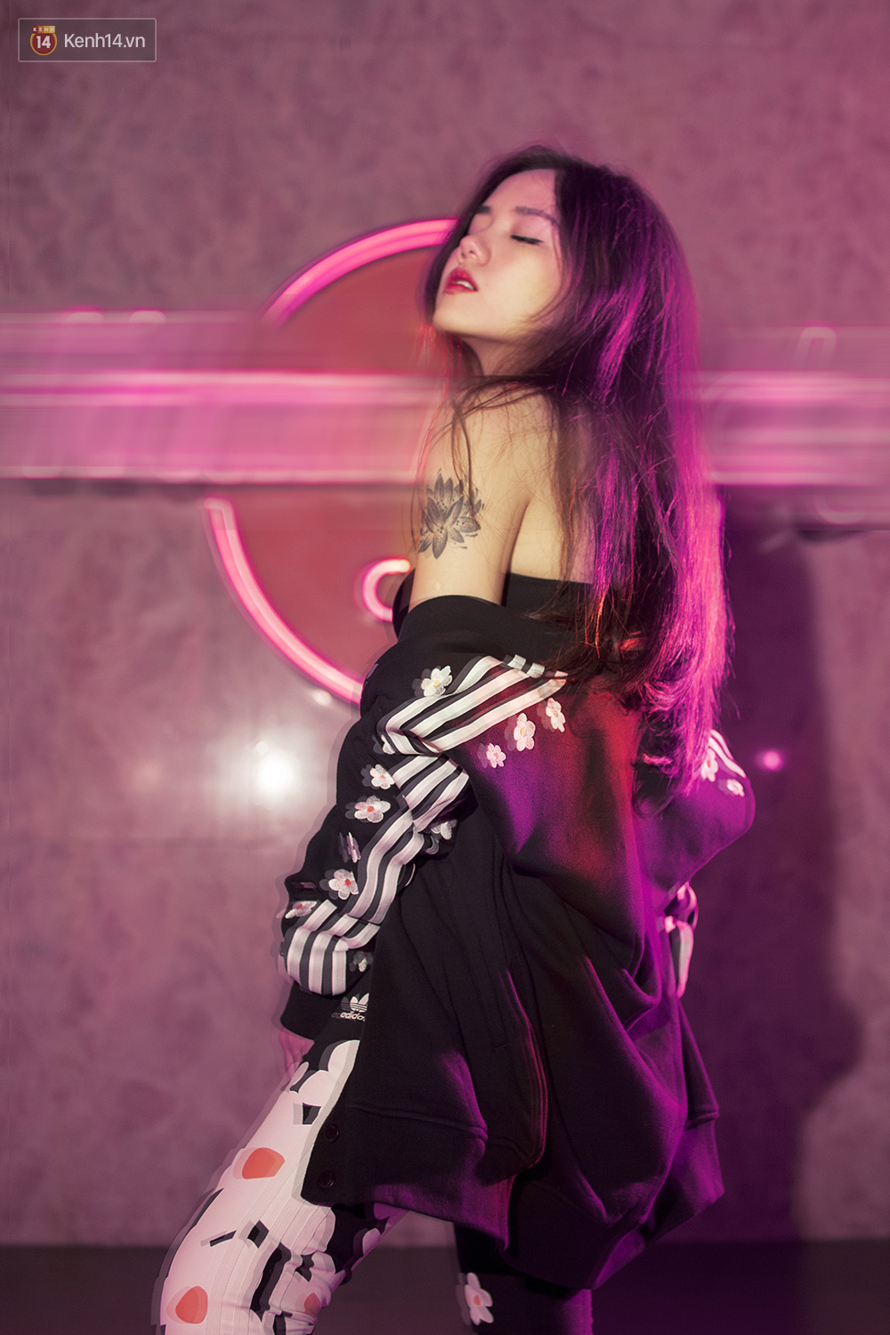 Bạn muốn ăn vận vừa sexy lại vừa khỏe khoắn? Hãy trưng dụng ngay đồ bơi và đồ tập của mình nào! - Ảnh 16. Bạn muốn ăn vận vừa sexy lại vừa khỏe khoắn? Hãy trưng dụng ngay đồ bơi và đồ tập của mình nào! - Ảnh 16.