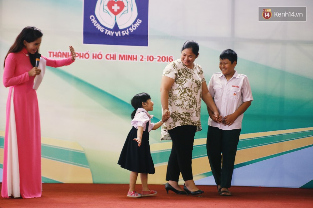 Nữ sinh Sài Gòn viết thư xin cả gia đình 6 người được hiến tạng sau khi qua đời - Ảnh 2. Nữ sinh Sài Gòn viết thư xin cả gia đình 6 người được hiến tạng sau khi qua đời - Ảnh 2.