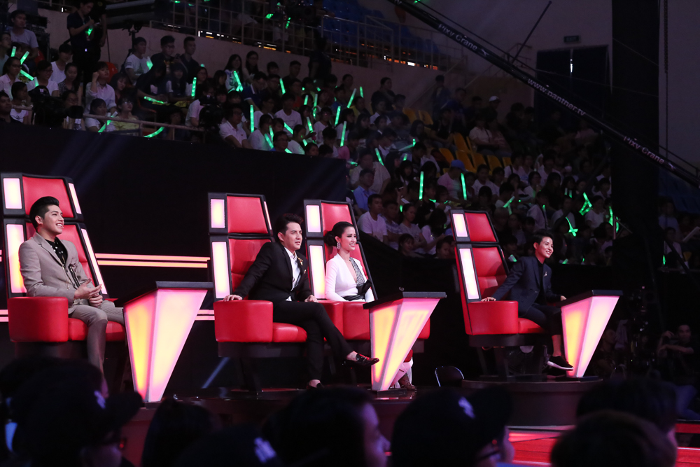 The Voice Kids: 3 hot boy nhí team Đông Nhi khiến các HLV ngẩn ngơ - Ảnh 1. The Voice Kids: 3 hot boy nhí team Đông Nhi khiến các HLV ngẩn ngơ - Ảnh 1.