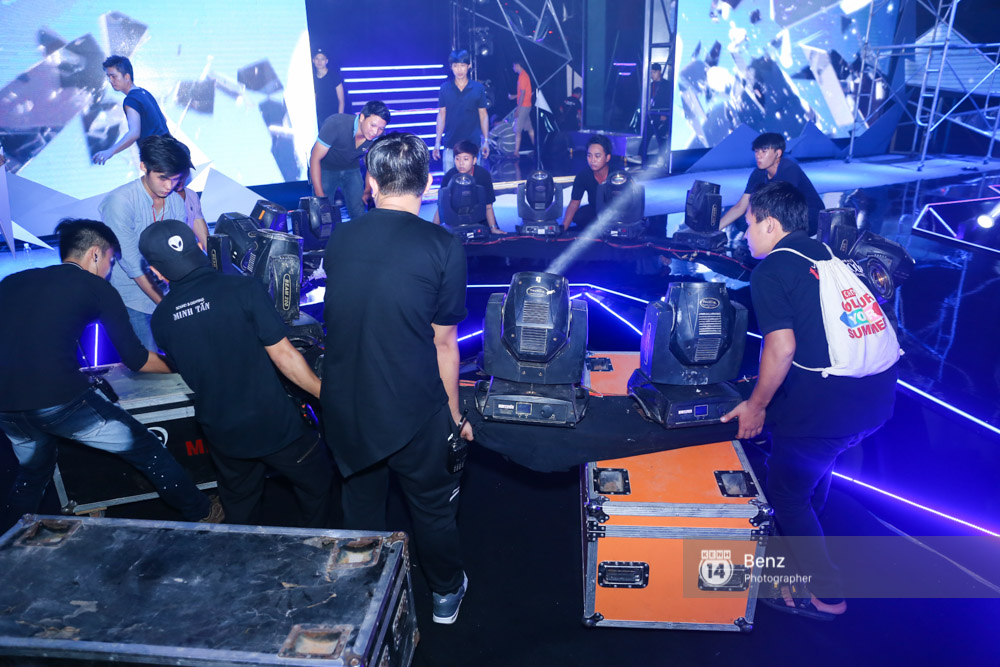 Lộ diện vũ khí bí mật sẽ hạ gục thí sinh Next Top Model tối nay! - Ảnh 19. Lộ diện vũ khí bí mật sẽ hạ gục thí sinh Next Top Model tối nay! - Ảnh 19.