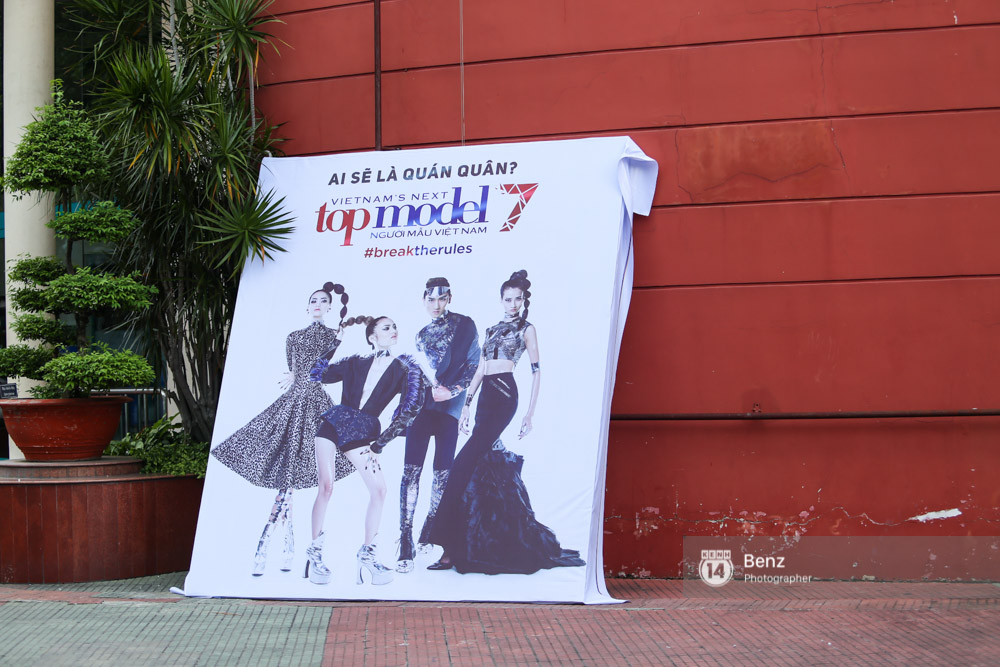 Lộ diện vũ khí bí mật sẽ hạ gục thí sinh Next Top Model tối nay! - Ảnh 20. Lộ diện vũ khí bí mật sẽ hạ gục thí sinh Next Top Model tối nay! - Ảnh 20.