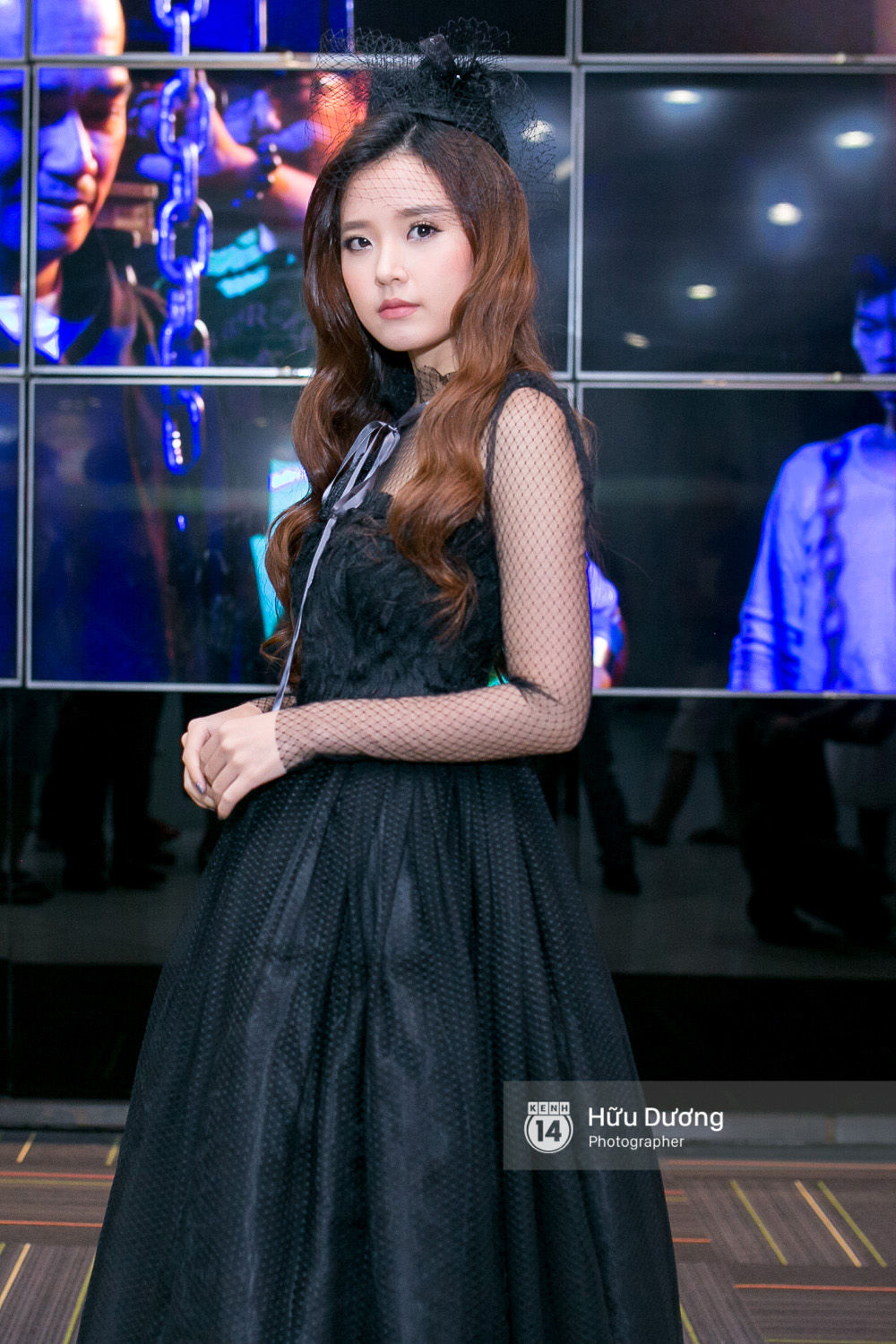 Elly Trần xinh xắn, rạng rỡ đối ngược Midu hắc ám - Ảnh 3. Elly Trần xinh xắn, rạng rỡ đối ngược Midu hắc ám - Ảnh 3.