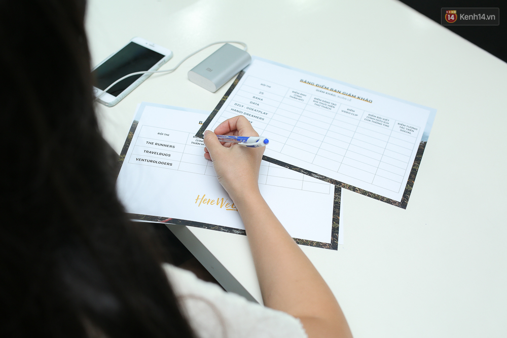 3 giám khảo căng não trong buổi chấm thi cuối cùng của Here We Go - Ảnh 8. 3 giám khảo căng não trong buổi chấm thi cuối cùng của Here We Go - Ảnh 8.