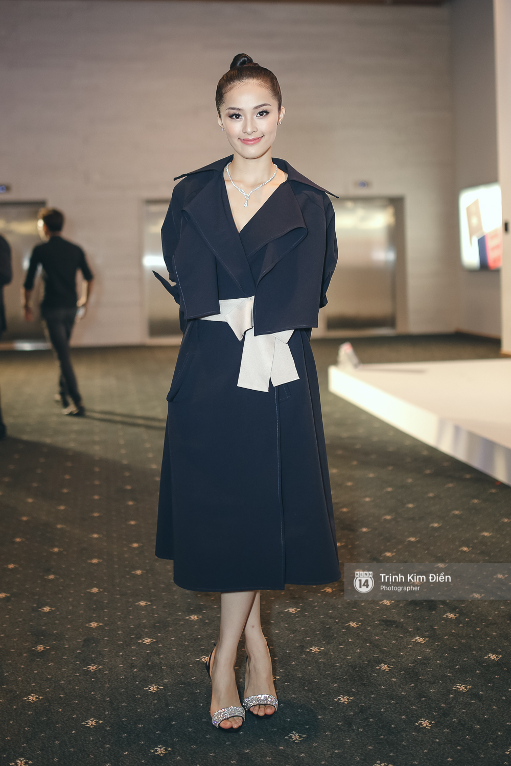 Hạ Vi & Á hậu Thùy Dung thắp sáng thảm đỏ Elle Show 2016 với dung nhan không góc chết - Ảnh 1. Hạ Vi & Á hậu Thùy Dung thắp sáng thảm đỏ Elle Show 2016 với dung nhan không góc chết - Ảnh 1.