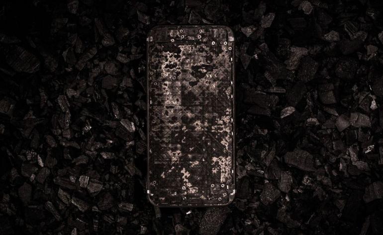 Nếu iPhone 7 của Apple chưa đủ sang chảnh, hãy tậu ngay phiên bản xa xỉ này - Ảnh 2. Nếu iPhone 7 của Apple chưa đủ sang chảnh, hãy tậu ngay phiên bản xa xỉ này - Ảnh 2.