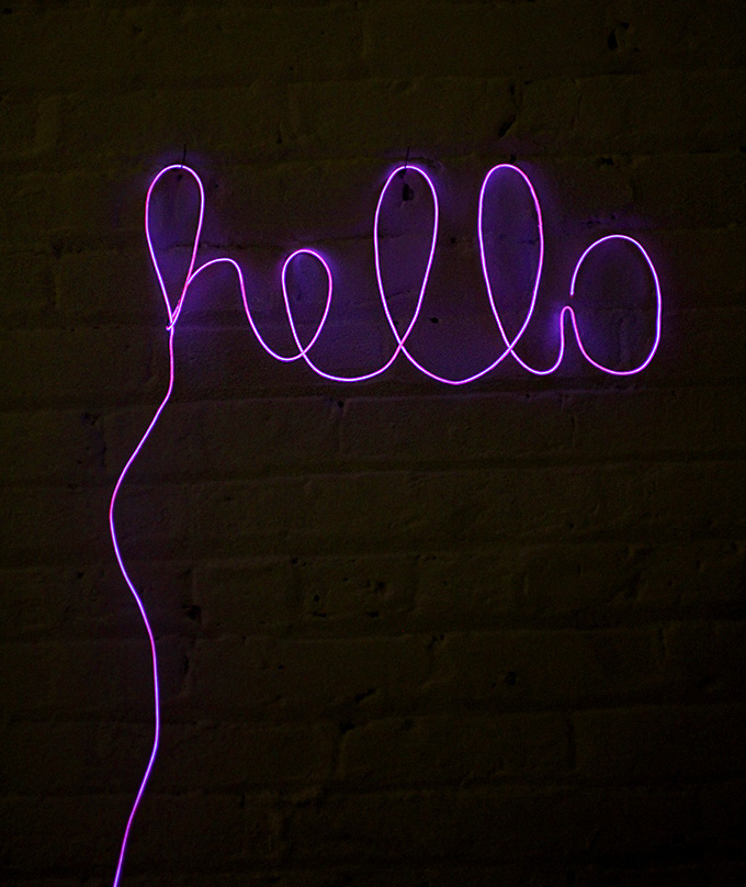 Tự chế dây đèn neon cúp điện vẫn có thể chiếu sáng - Ảnh 11. Tự chế dây đèn neon cúp điện vẫn có thể chiếu sáng - Ảnh 11.