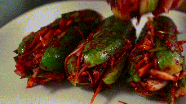 Học cách làm kimchi dưa chuột – “người anh em” của kimchi cải thảo - Ảnh 7.